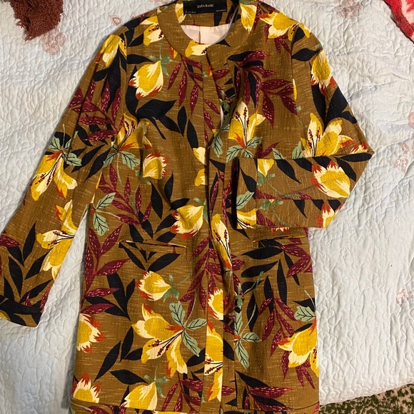 Zara Floral Jacket - Picture 4 of 6